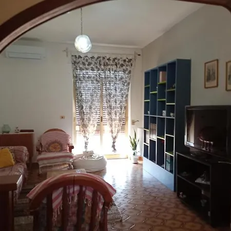 Casada Spazioso E Luminoso Apartmán Tricase